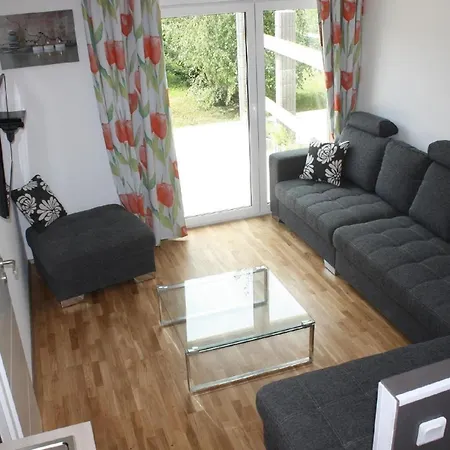 Moderne Mit Grosser Terrasse, Trampolin, Am Wasser Apartmán *